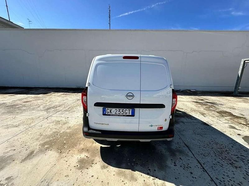 Usata Nissan Townstar 89 kW (122 CV) 2023 Bianco Furgone