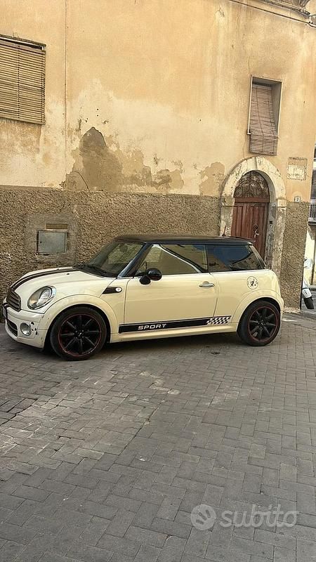 Usata Mini Cooper 109 CV (80 kW) 2008 Utilitaria