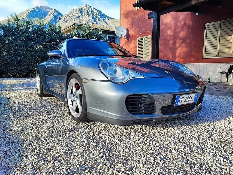 Usata Porsche 911 320 CV (235 kW) 2003 Grigio Coupé