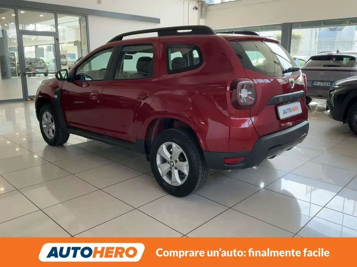 Usata Dacia Duster Comfort 114 CV (83 kW) 2021 Rosso SUV