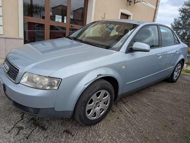 Usata Audi A4 Ambiente 131 CV (96 kW) 2003 Grigio Berlina