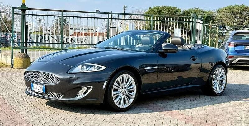 Usata Jaguar XK Portfolio 385 CV (283 kW) 2014 Monti grey Cabrio