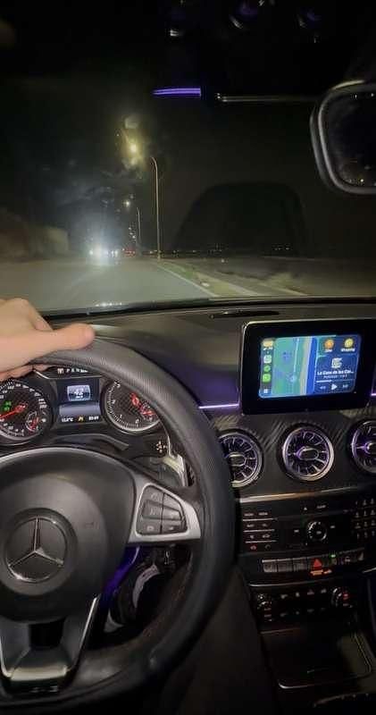 Begagnad Mercedes 180 Premium 109 HK (80 kW) 2018 Silver Sedan
