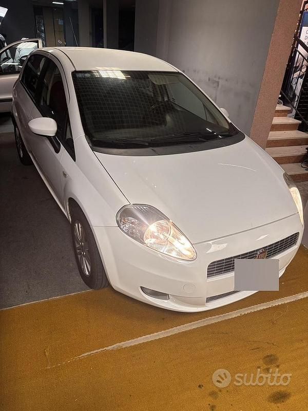 Usata Fiat Grande Punto 2009 Utilitaria