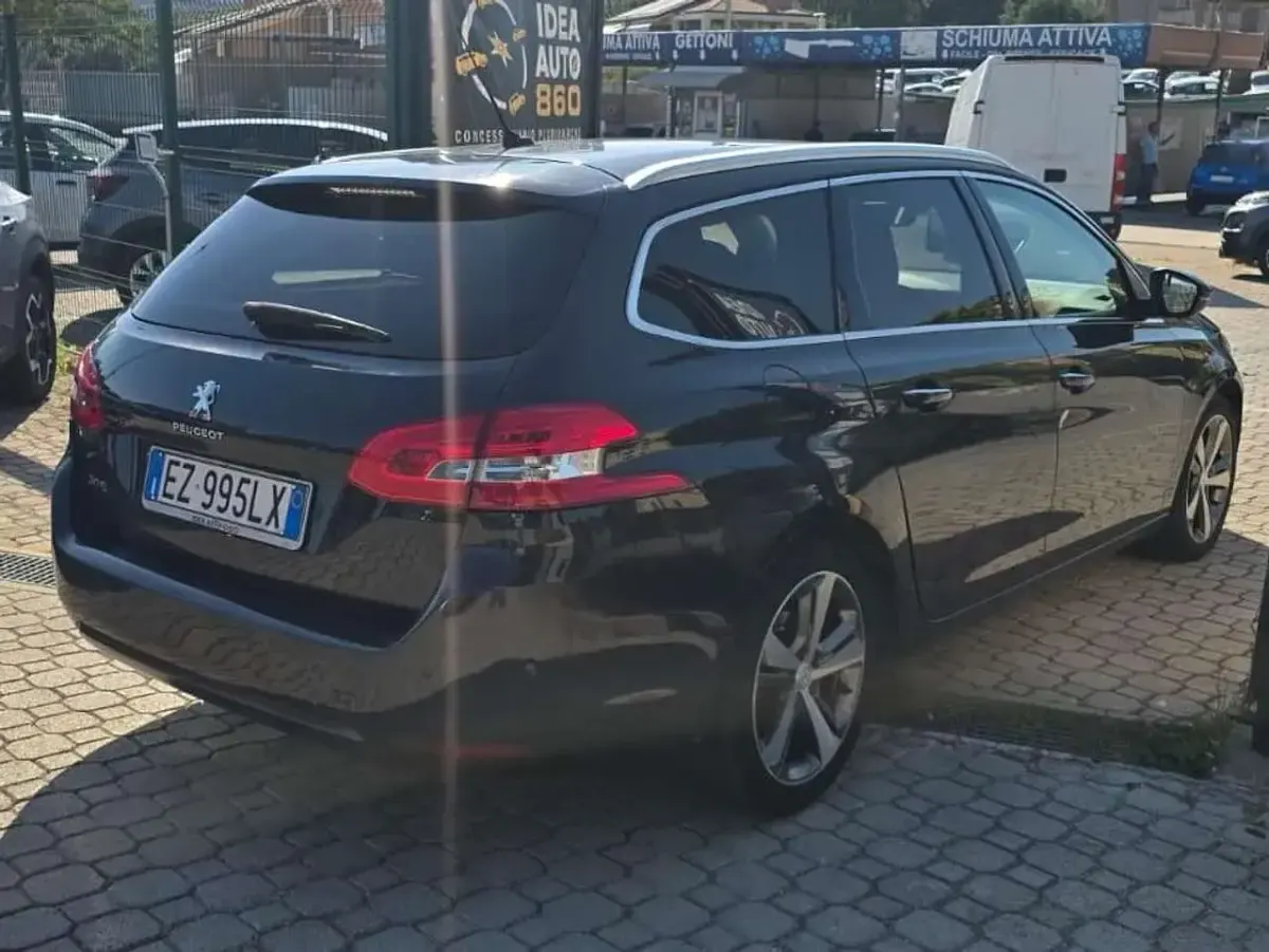 Usata Peugeot 308 SW Allure 114 CV (83 kW) 2015 Blu/azzurro Station wagon