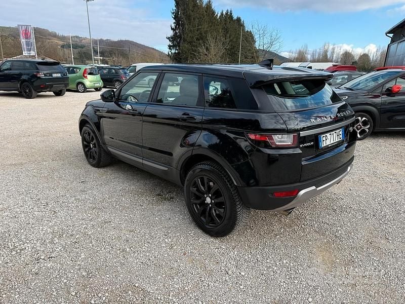 Usata Land Rover Range Rover evoque SE Dynamic 150 CV (110 kW) 2018 Nero SUV