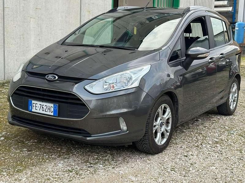 Usata Ford B-MAX Titanium 101 CV (74 kW) 2016 Grigio Monovolume