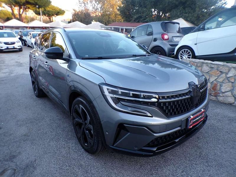 Usata Renault Austral Esprit Alpine 131 CV (96 kW) 2025 Grigio SUV