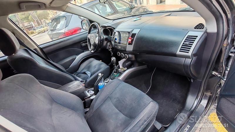 Usata Mitsubishi Outlander 177 CV (130 kW) 2008 Nero SUV