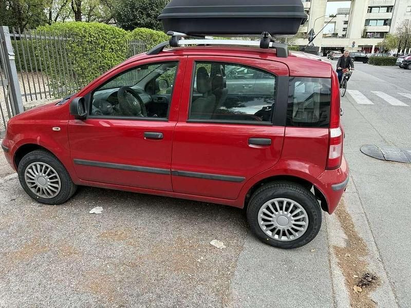 Usata Fiat Panda Dynamic 77 CV (56 kW) 2012 Rosso Utilitaria