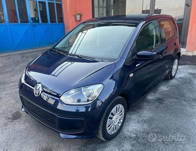 Usata VW up! high up! 75 CV (55 kW) 2015 Blu Utilitaria