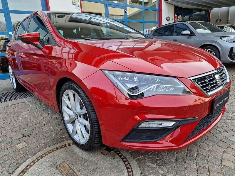 Usata Seat Leon FR 150 CV (110 kW) 2017 "desire" rot metallic Berlina
