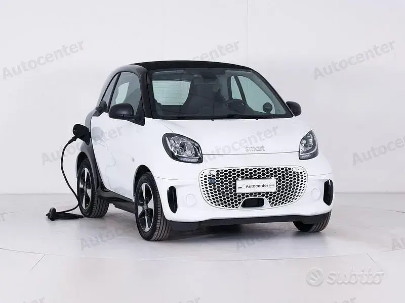 Usata Smart ForTwo Coupé Passion 60 kW (82 CV) 2022 Bianco Utilitaria