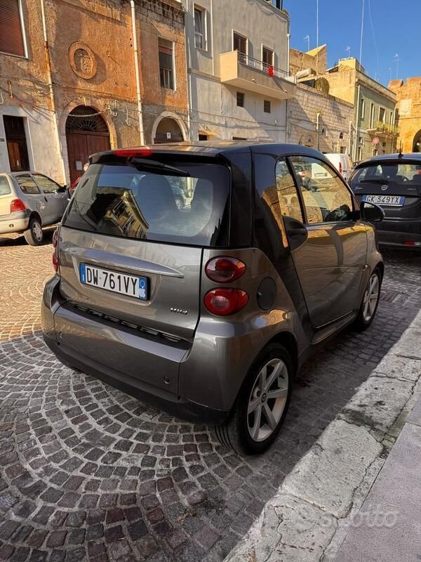 Usata Smart ForTwo Coupé 71 CV (52 kW) 2009 Utilitaria