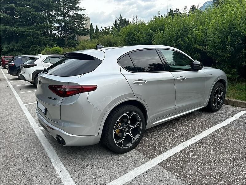Grigio Usata 2021 Alfa Romeo Stelvio SUV | 17.800 € (Super prezzo) - Immagine 1/4