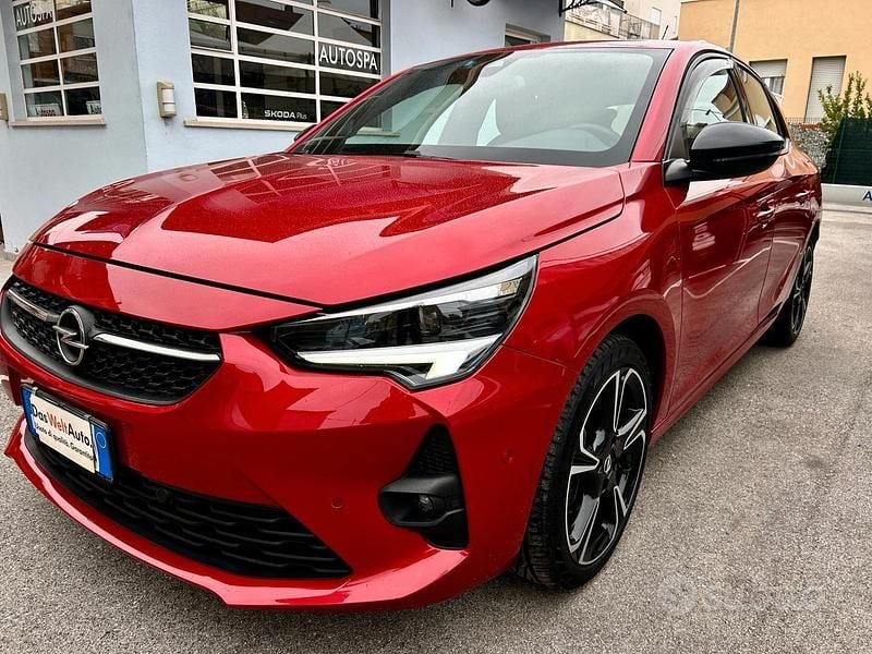 Usata Opel Corsa GS Line 101 CV (74 kW) 2020 Rosso Utilitaria