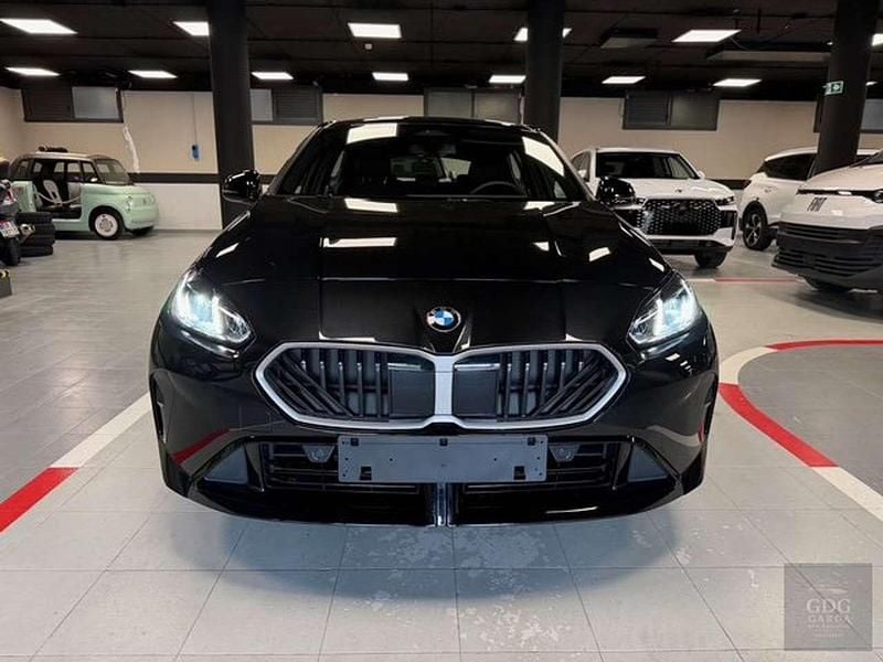 Usata BMW 120 M Sport 170 CV (125 kW) 2025 Nero Utilitaria