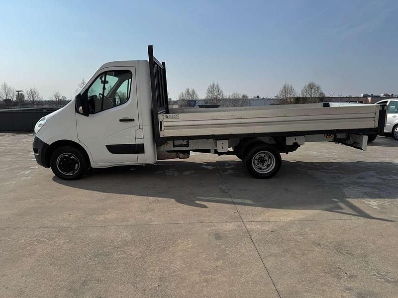 Usata Renault Master 145 CV (106 kW) 2020 Bianco Monovolume