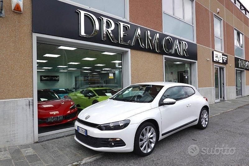 Beige pastello Usata 2010 VW Scirocco Coupé | 9990 € (Buon prezzo) - Immagine 1/4