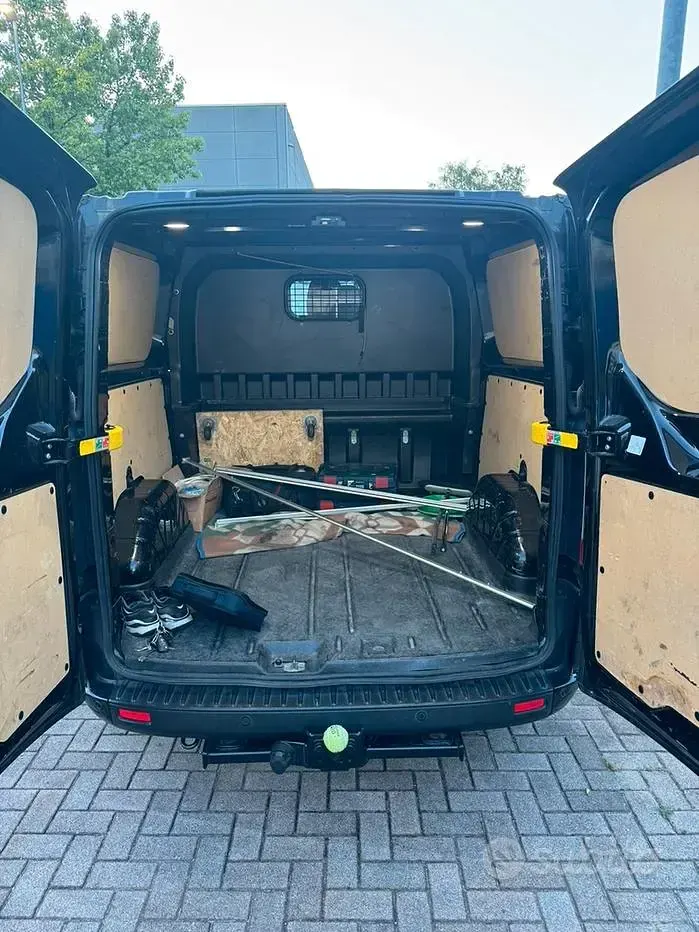 Usata Ford Transit Custom 170 CV (125 kW) 2019 Nero Berlina