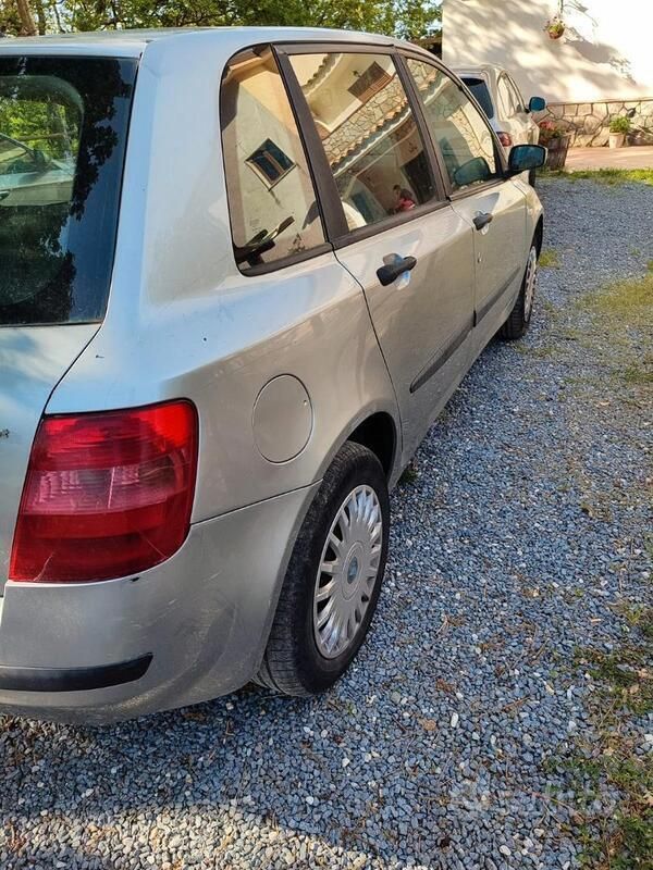 Usata Fiat Stilo 120 CV (88 kW) 2006 Grigio Berlina
