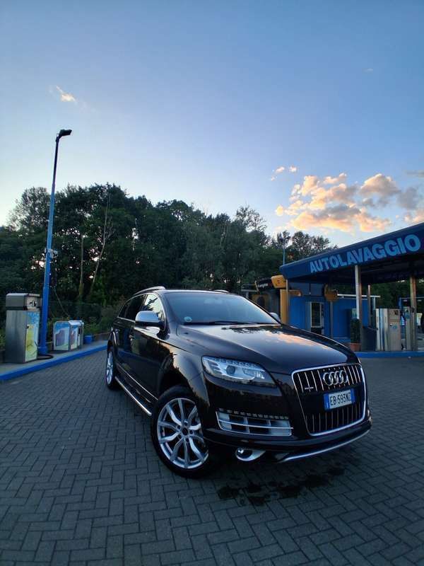 Usata 2010 Audi Q7 Advanced Plus SUV | 18.000 € (Molto cara) - Immagine 1/4