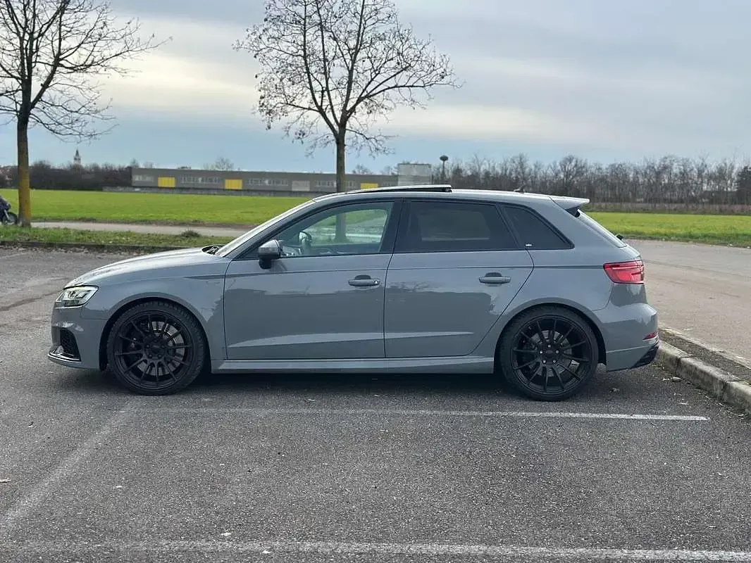 Usata Audi RS3 Ambiente 400 CV (294 kW) 2019 Grigio Berlina