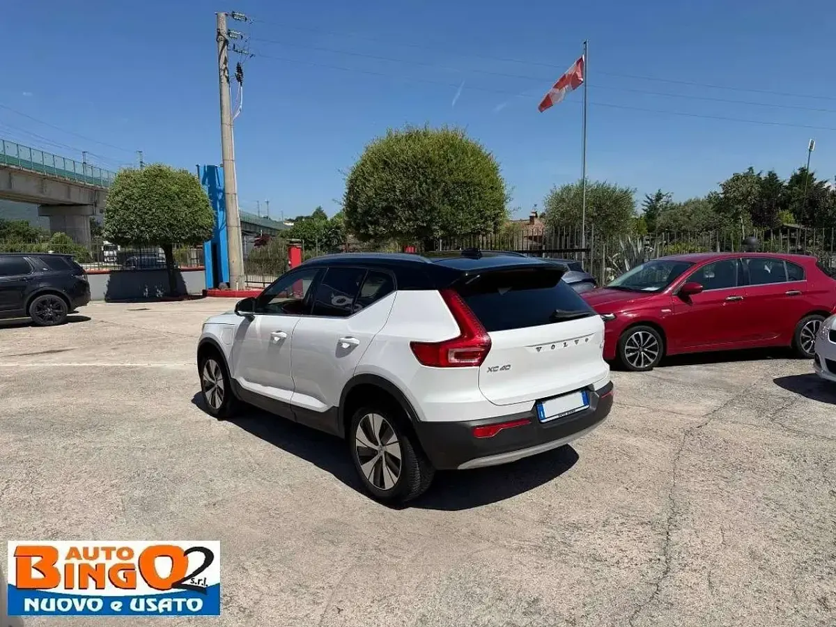 Usata Volvo XC40 179 CV (131 kW) 2021 Bianco SUV