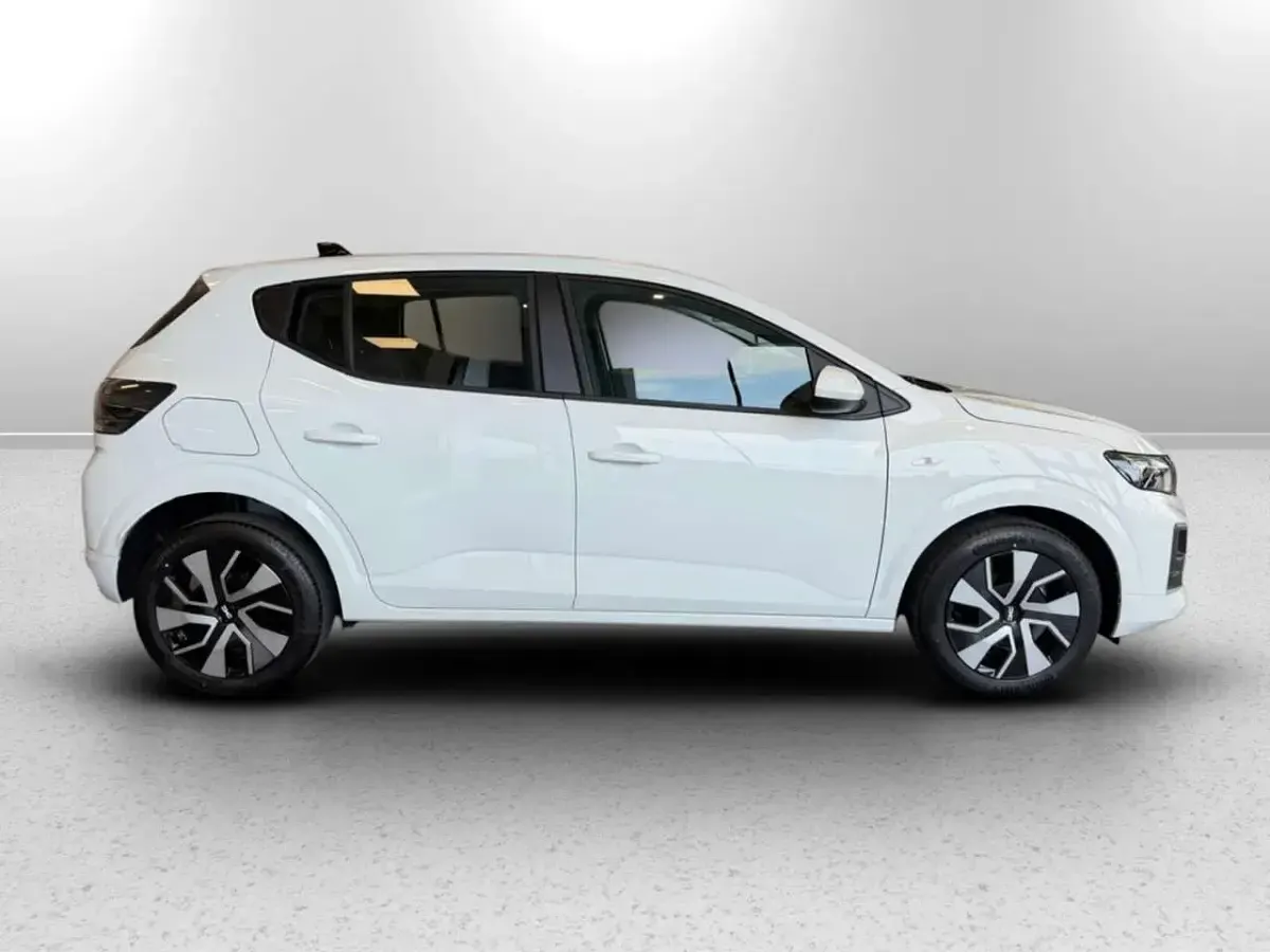 Nuova Dacia Sandero Expression 114 CV (83 kW) 2026 Bianconero/blu Berlina