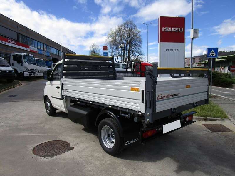 Nuova Piaggio Porter 105 CV (77 kW) 2025 Bianco