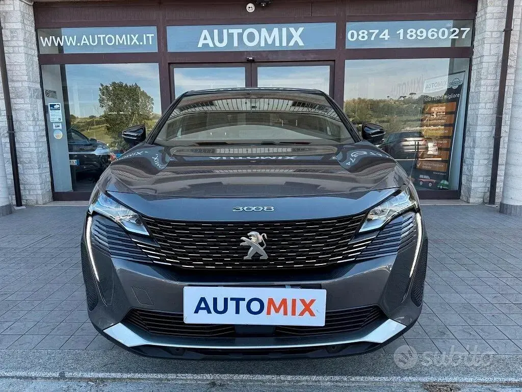 Usata Peugeot 3008 Allure 131 CV (96 kW) 2023 Grigio SUV