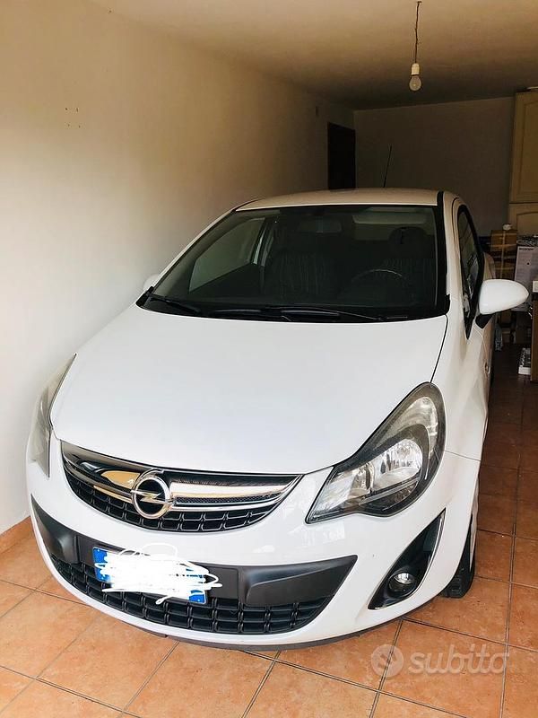 Usata Opel Corsa 2011 Bianco Utilitaria