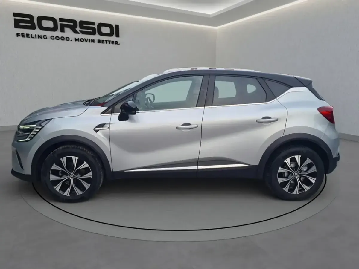 Usado Renault Captur Techno 91 CV (66 kW) 2024 Gris SUV