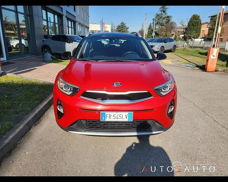 Używany Kia Stonic Style 120 KM (88 kW) 2018 Czerwony SUV