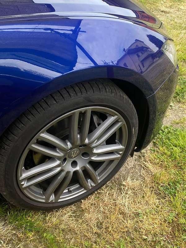 Usata Maserati Ghibli 275 CV (202 kW) 2015 Blu/azzurro Berlina