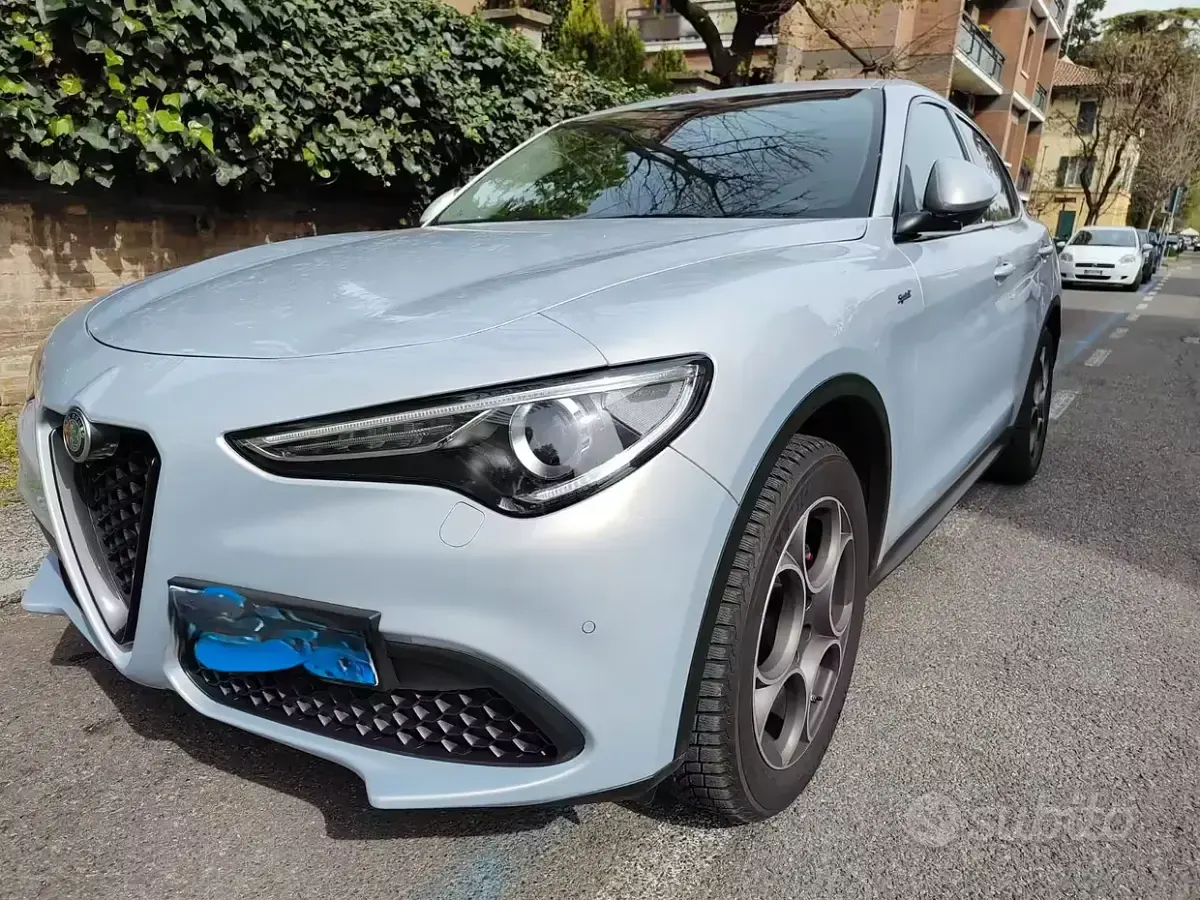 Usata Alfa Romeo Stelvio Sprint 201 CV (147 kW) 2020 Bianco SUV