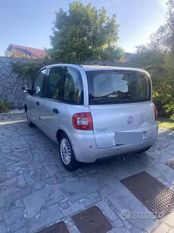 Usata Fiat Multipla 2011 Grigio Monovolume