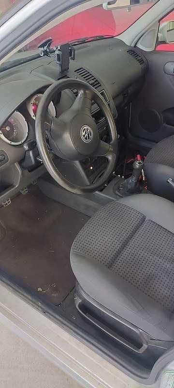 Usata VW Polo Comfortline 60 CV (44 kW) 2001 Argento Berlina
