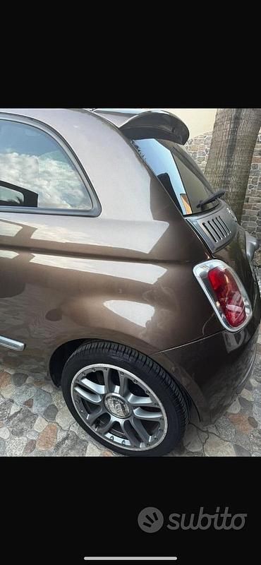 Usata Fiat 500 75 CV (55 kW) 2010 Marrone Utilitaria
