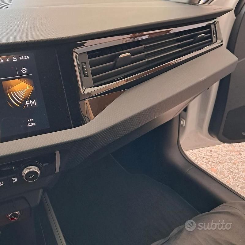 Usata Audi A1 95 CV (69 kW) 2022 Bianco SUV
