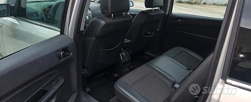 Usata Opel Zafira 82 CV (60 kW) 2006 Giallo Monovolume