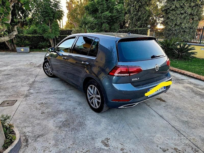Usata VW Golf VII 130 CV (95 kW) 2019 Grigio Berlina