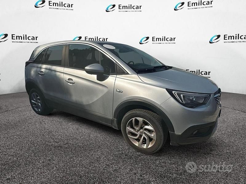 Usata Opel Crossland X Innovation 110 CV (80 kW) 2019 Grigio chiaro SUV