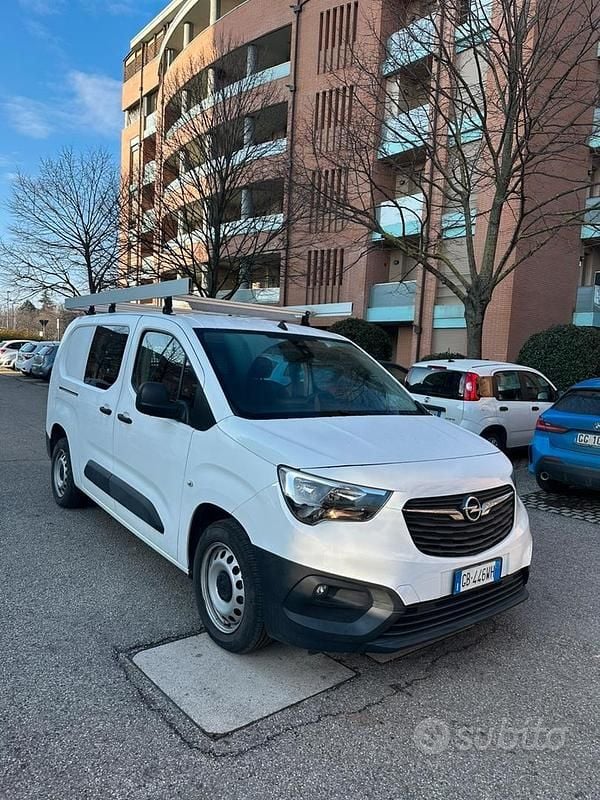 Usata Opel Combo 2020 Bianco Monovolume