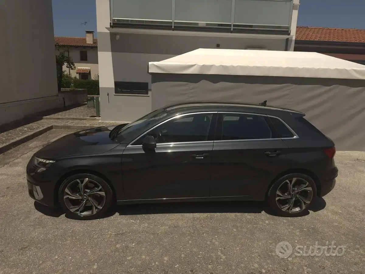 Usata Audi A3 Sportback g-tron Advanced 131 CV (96 kW) 2021 Utilitaria