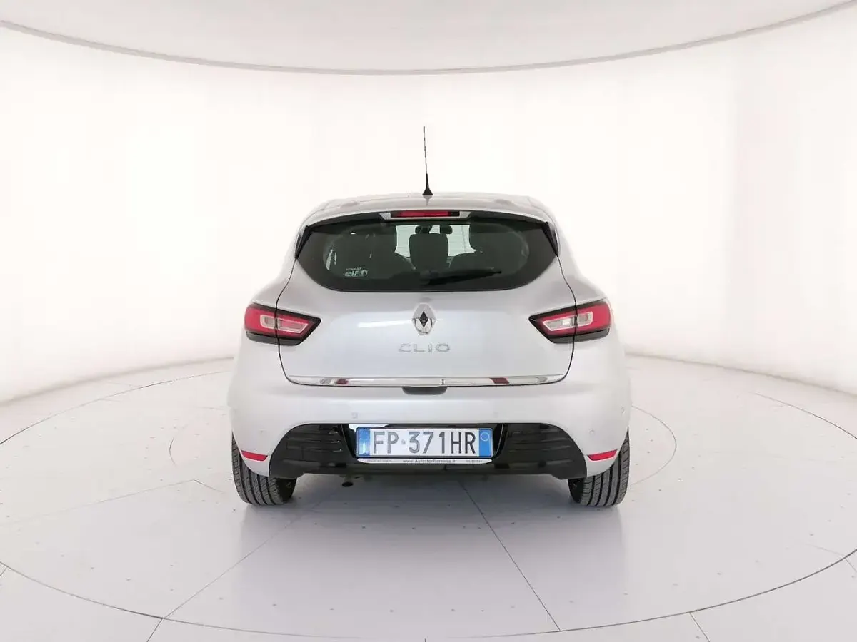 Usata Renault Clio IV 110 CV (80 kW) 2018 Bianco Berlina