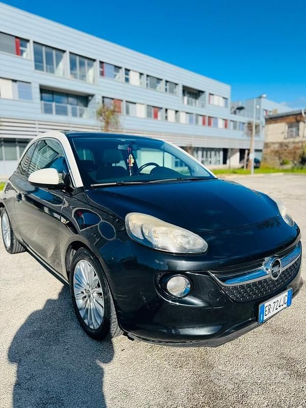 Usata Opel Adam 87 CV (63 kW) 2015 Nero Utilitaria