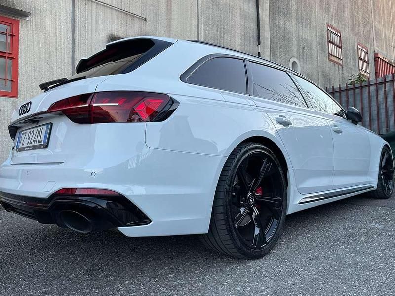 Usata Audi RS4 Ambiente 450 CV (330 kW) 2020 Bianco Station wagon