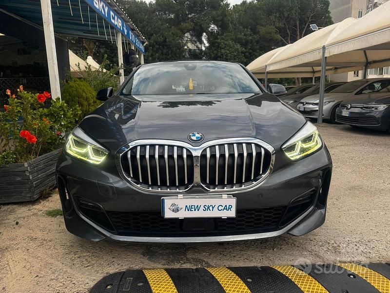 Usata BMW 118 M Sport 150 CV (110 kW) 2021 Grigio Utilitaria