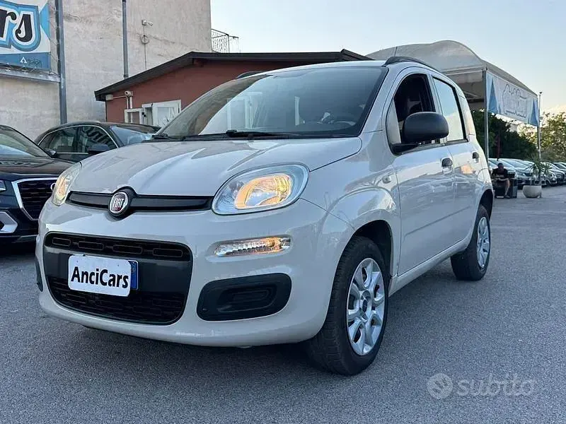 Usata Fiat Panda Easy 80 CV (58 kW) 2014 Beige Utilitaria